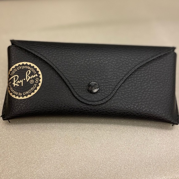 Ray-Ban Polarized Aviators - Picture 2 of 2